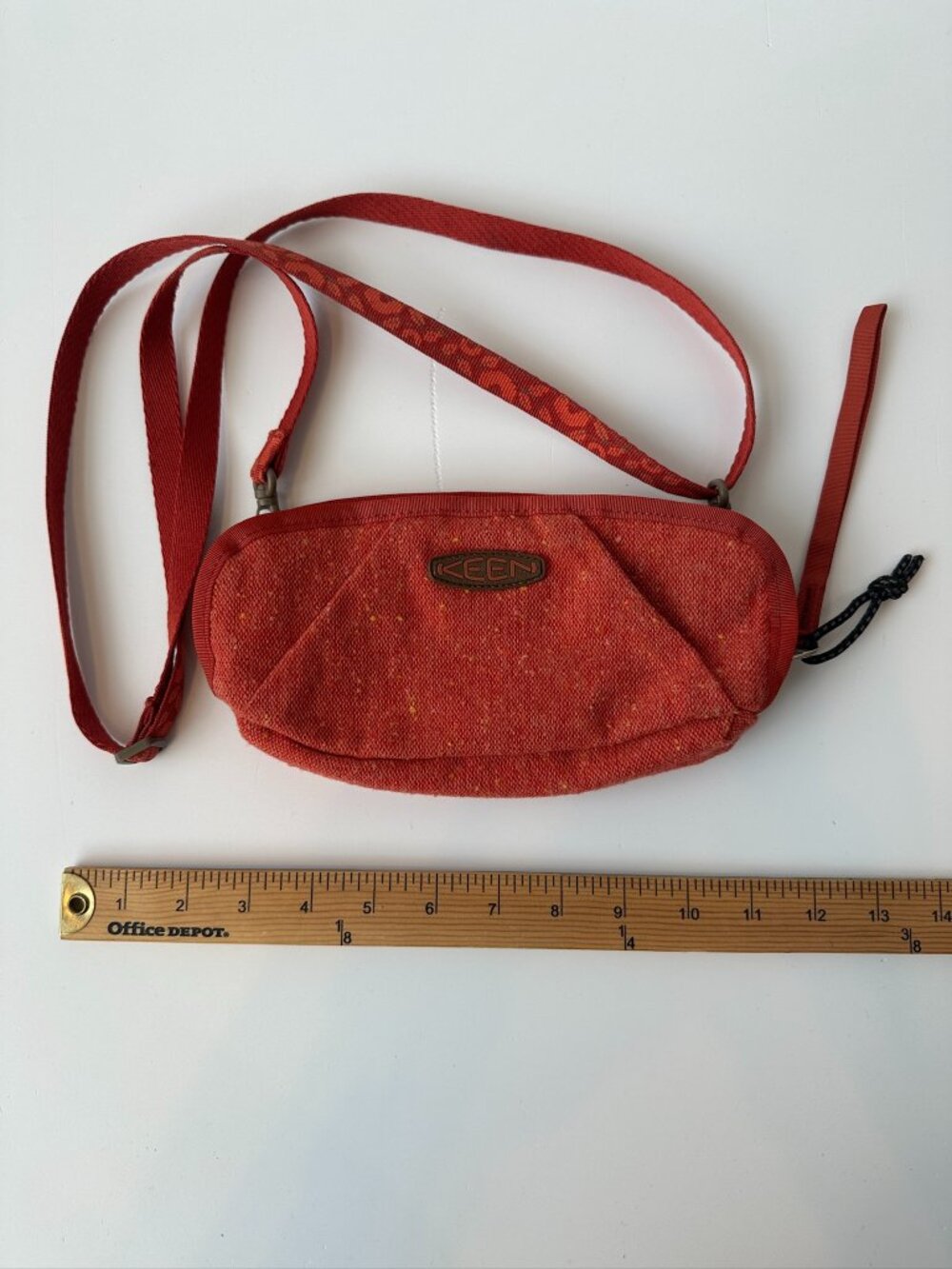 Keen Hazel Wristlet / Crossbody
